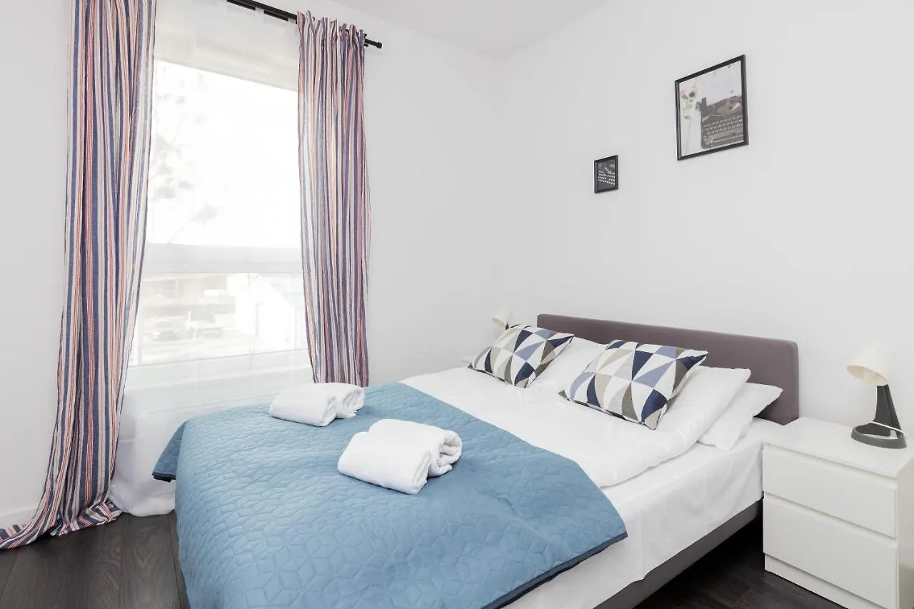 Deluxe Apartments Sucha Gdańsk by Renters