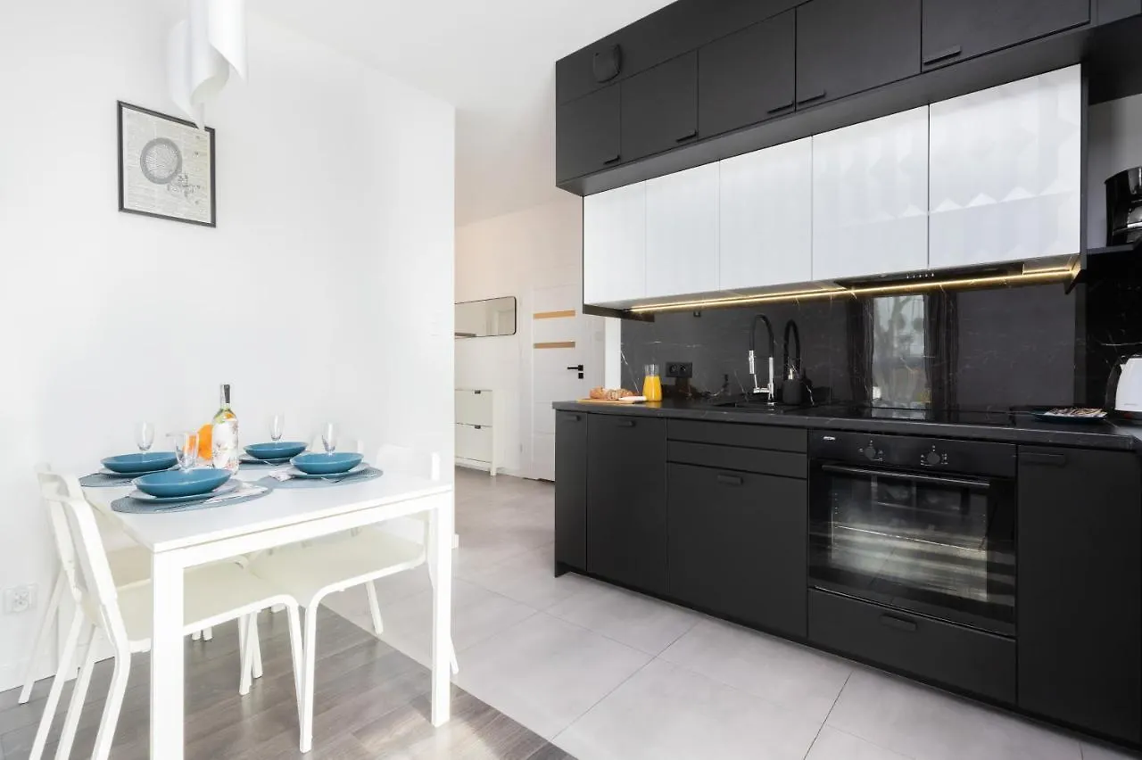 Deluxe Apartments Sucha Gdańsk by Renters Polska