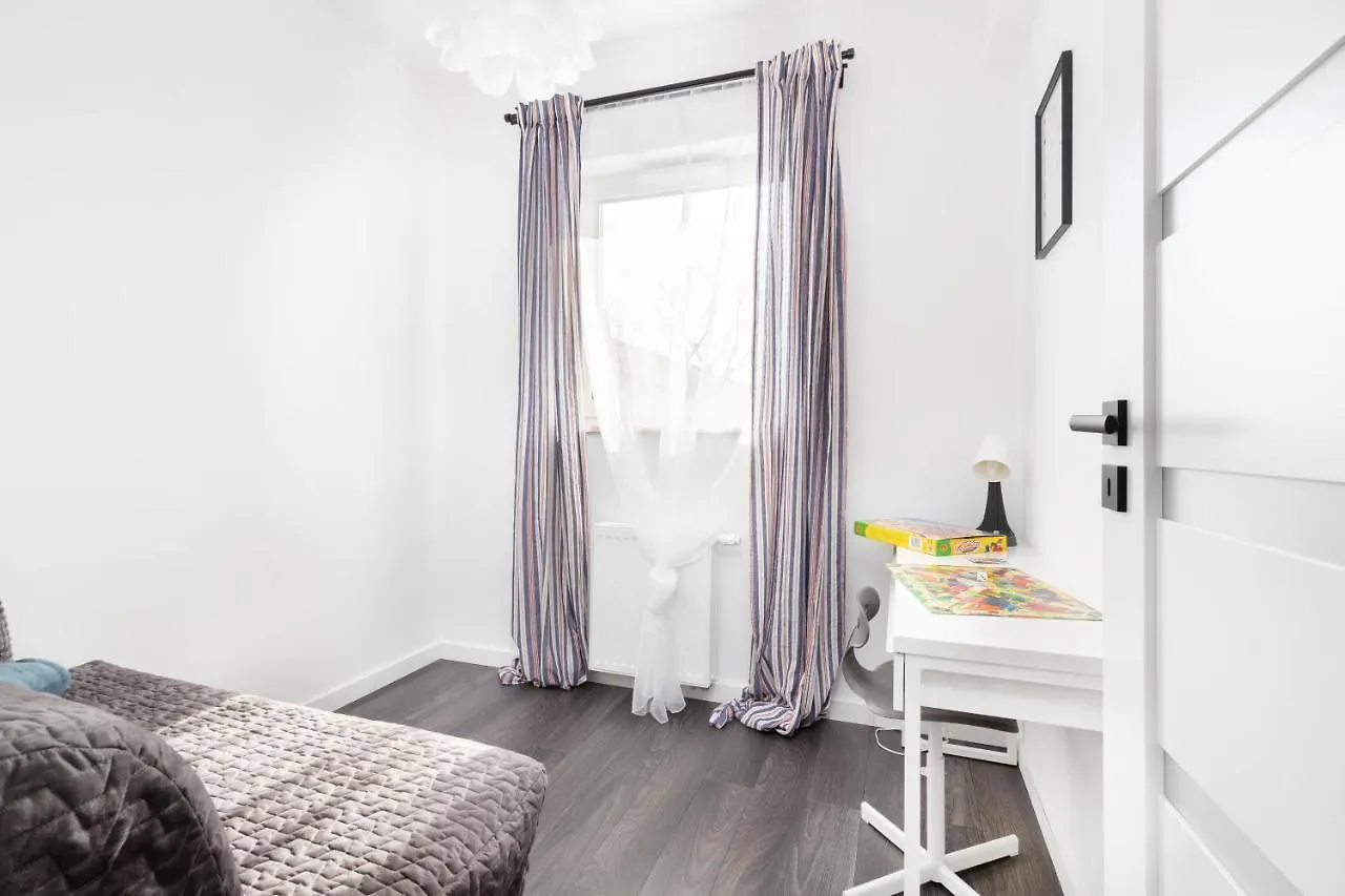 Deluxe Apartments Sucha Gdańsk by Renters